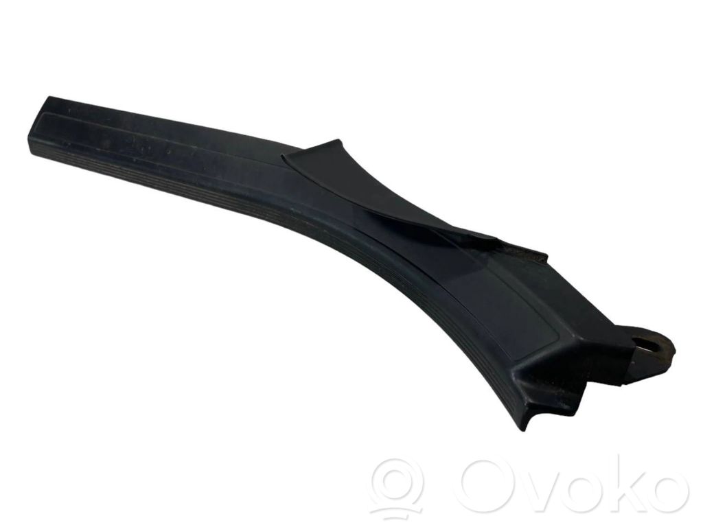 Aizmugurējā sliekšņa dekoratīvā apdare (iekšējā)