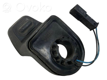 Aizmugurējā stikla aizmugurējā stikla atvēršanas rokturis