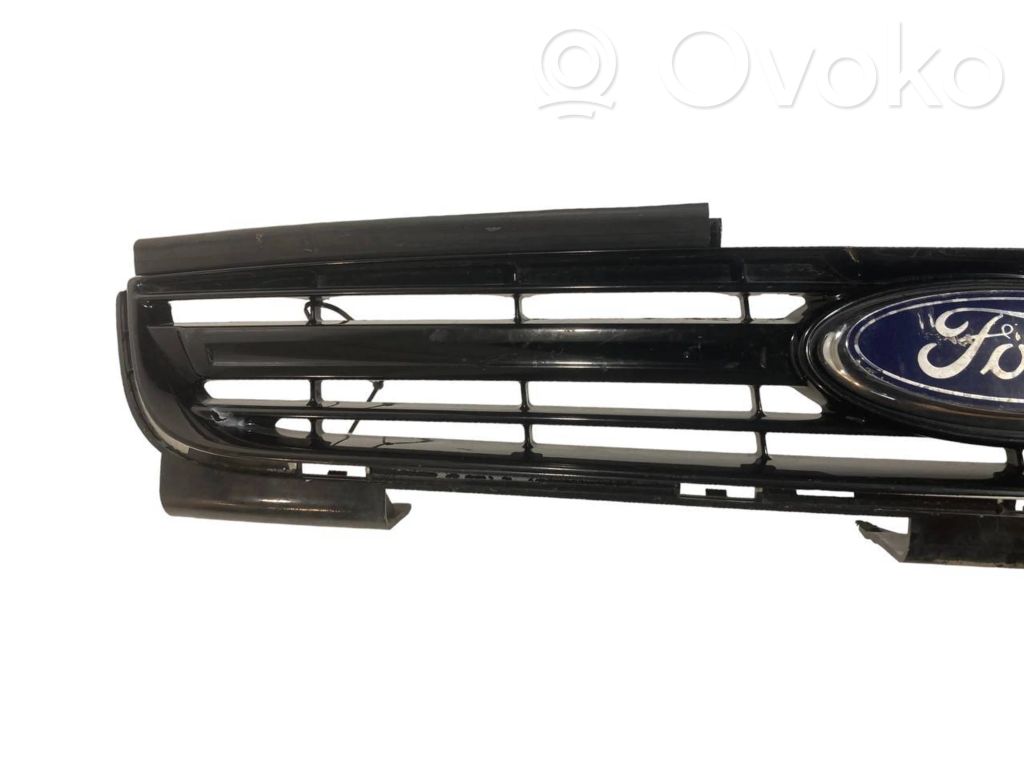 Augšējais režģis