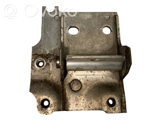 Radiatora (-u) turētājs / kronšteins