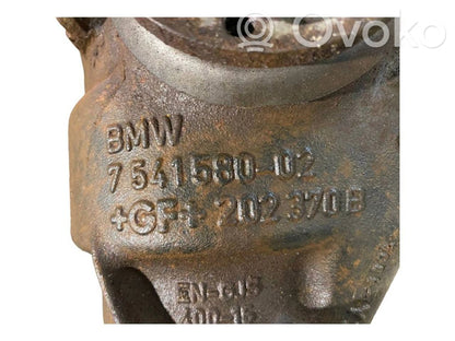 Aizmugurējais reduktors