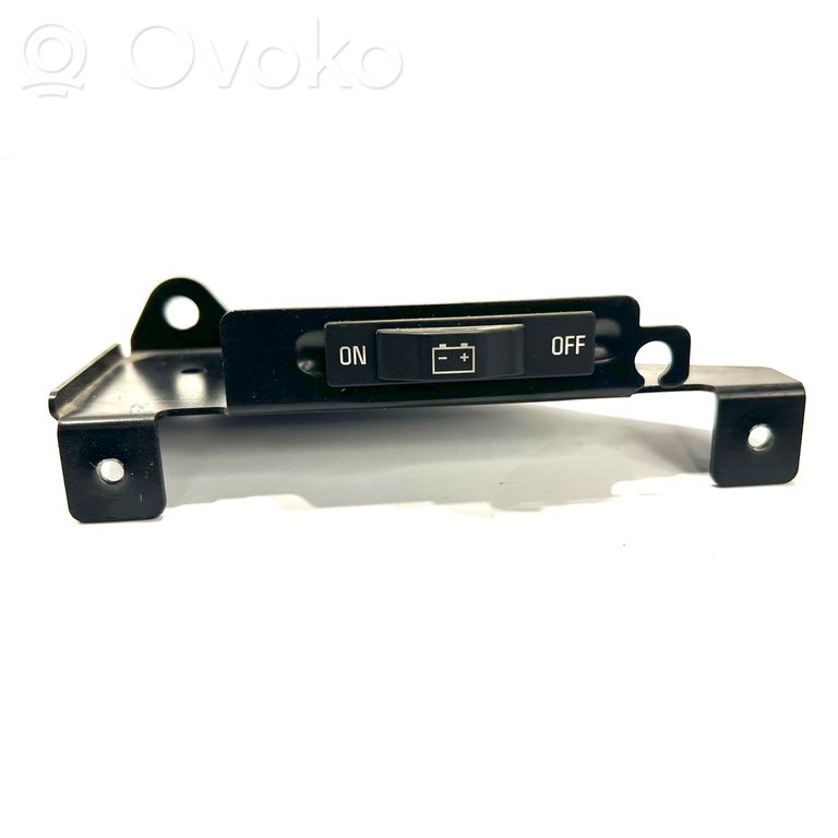 Citu veidu slēdži / pogas / pārslēdzēji