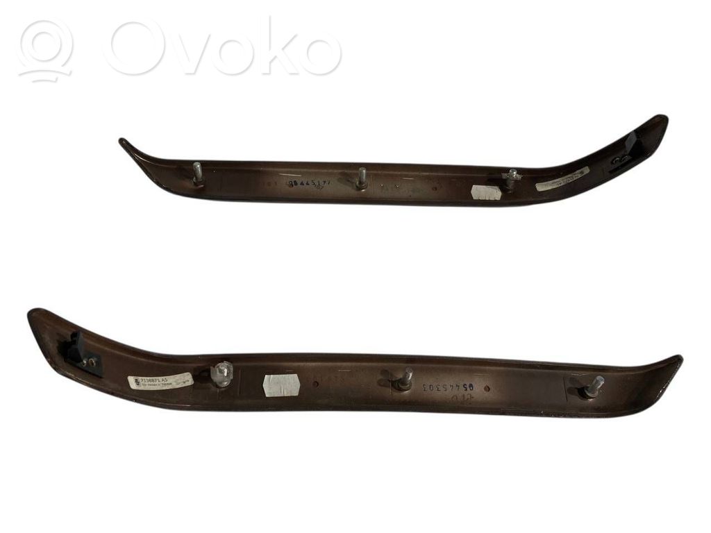 Salona dekoratīvās apdares komplekts