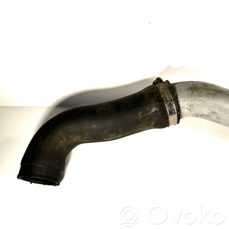 Interkūlera šļūtene (-es) / caurule (-es)