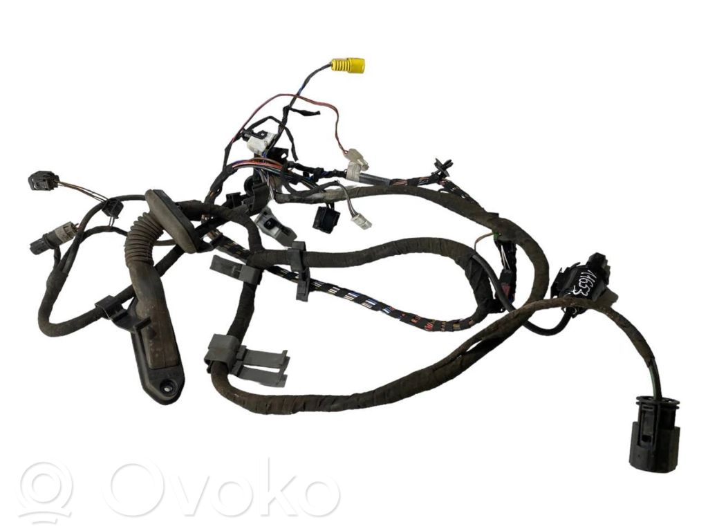 Priekšējo durvju vadu instalācija