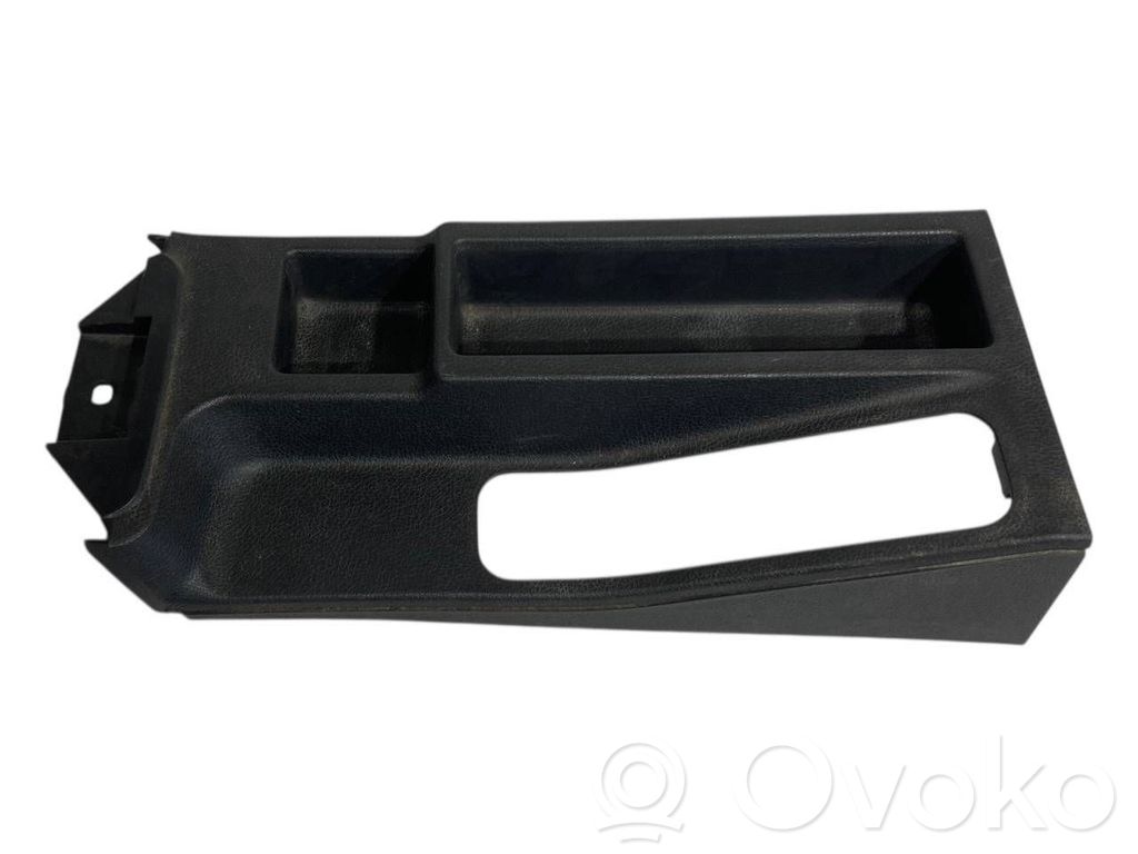 Cita veida vidus konsoles (tuneļa) elementi