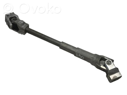 Stūresrata ass krustsavienojums