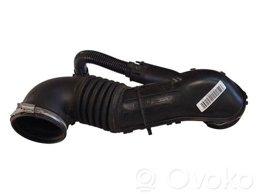 Šļūtene (-es) / caurule (-es)