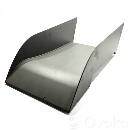 Cita veida salona detaļa