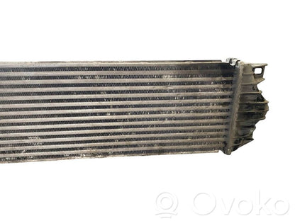 Starpdzesētāja radiators