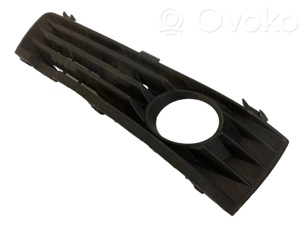 Pretmiglas luktura dekoratīvais režģis