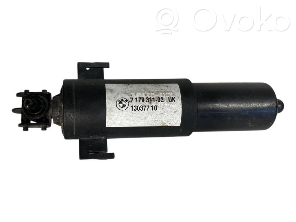 Headlight washer nozzle(s)