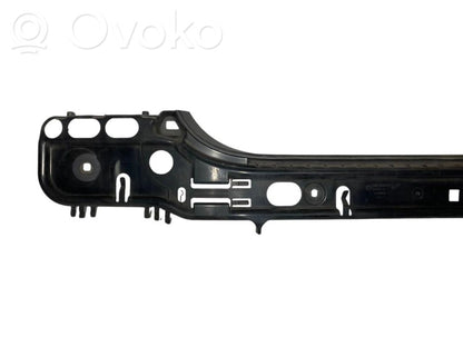 Rear bumper mounting bracket