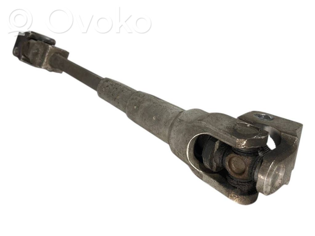 Stūresrata ass krustsavienojums