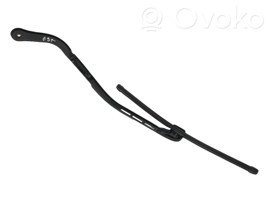 Windshield wiper arm
