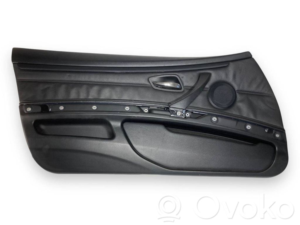 Priekšējo durvju apdare