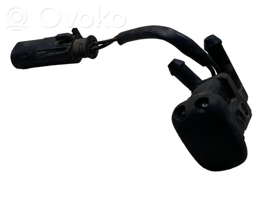 Распылитель(и) омывающей жидкости для переднего окна