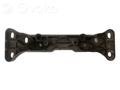 Transmission mounting bracket
