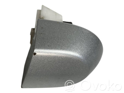 Крышка ручки передней двери