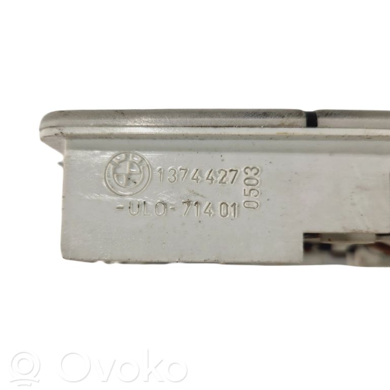 Priekšējo vietu apgaismojums