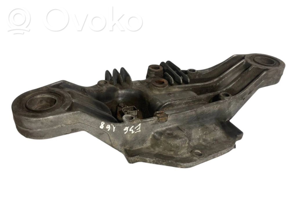 Aizmugurējais reduktors