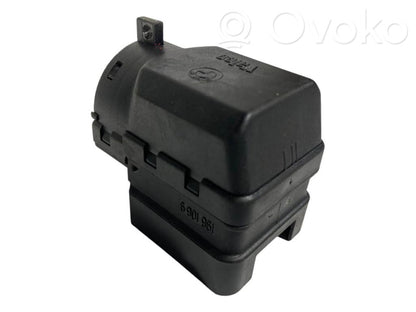 Ignition switch contacts
