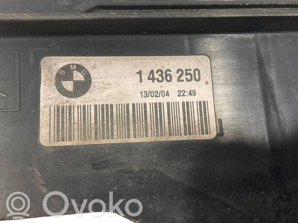 Radiatoru paneļa sānu daļa (televizors)