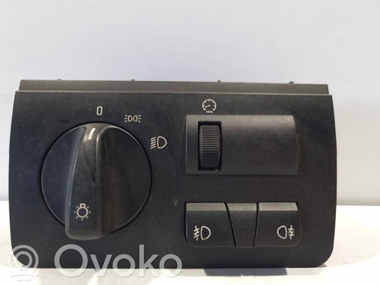 Headlight switch