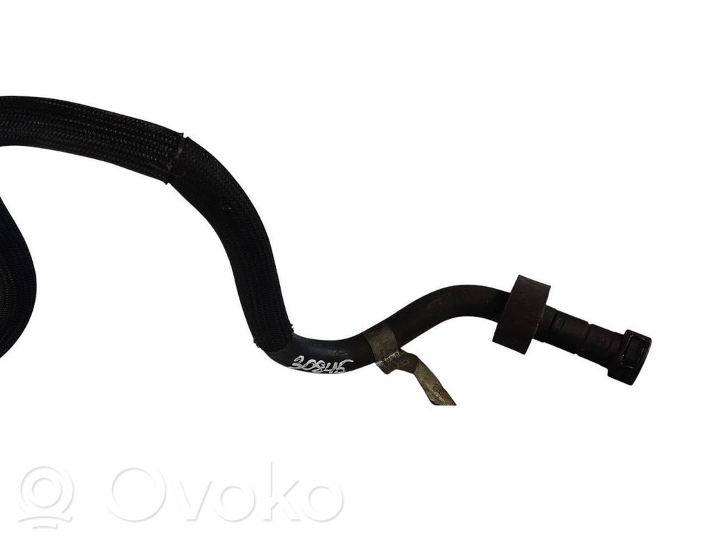 Degvielas caurulīte (-es)