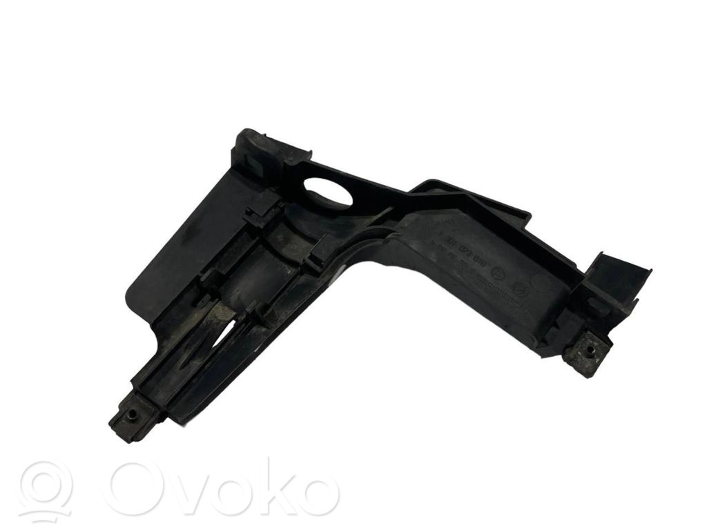 Headlight holder