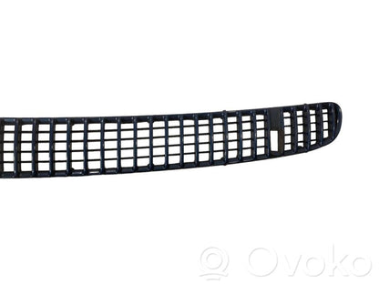 Bonnet decorative grille