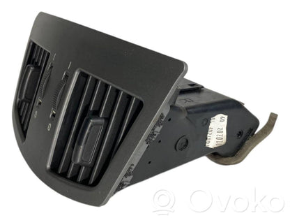 Aizmugurējā gaisa - ventilācijas reste