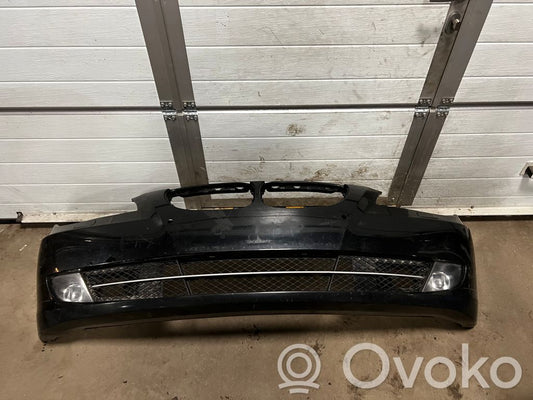 Передний бампер