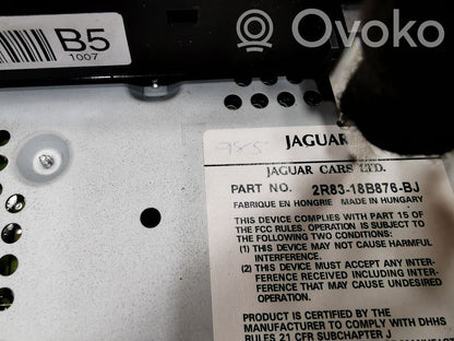 Radio / CD/DVD atskaņotājs / navigācija