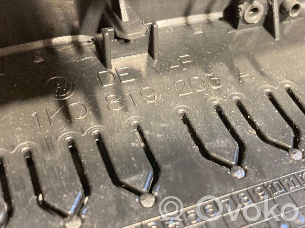 Aizmugurējā gaisa - ventilācijas reste