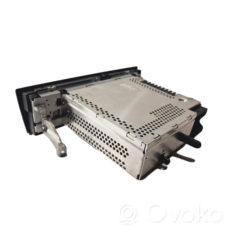 Радио / CD/DVD-плеер / навигация