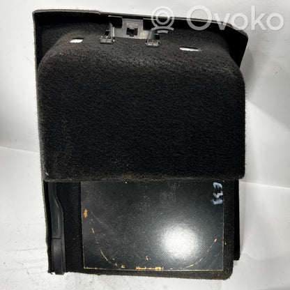 Side decorative trim panel