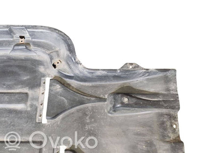 Degvielas tvertnes apakšas aizsargs