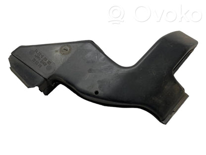 Air intake duct details