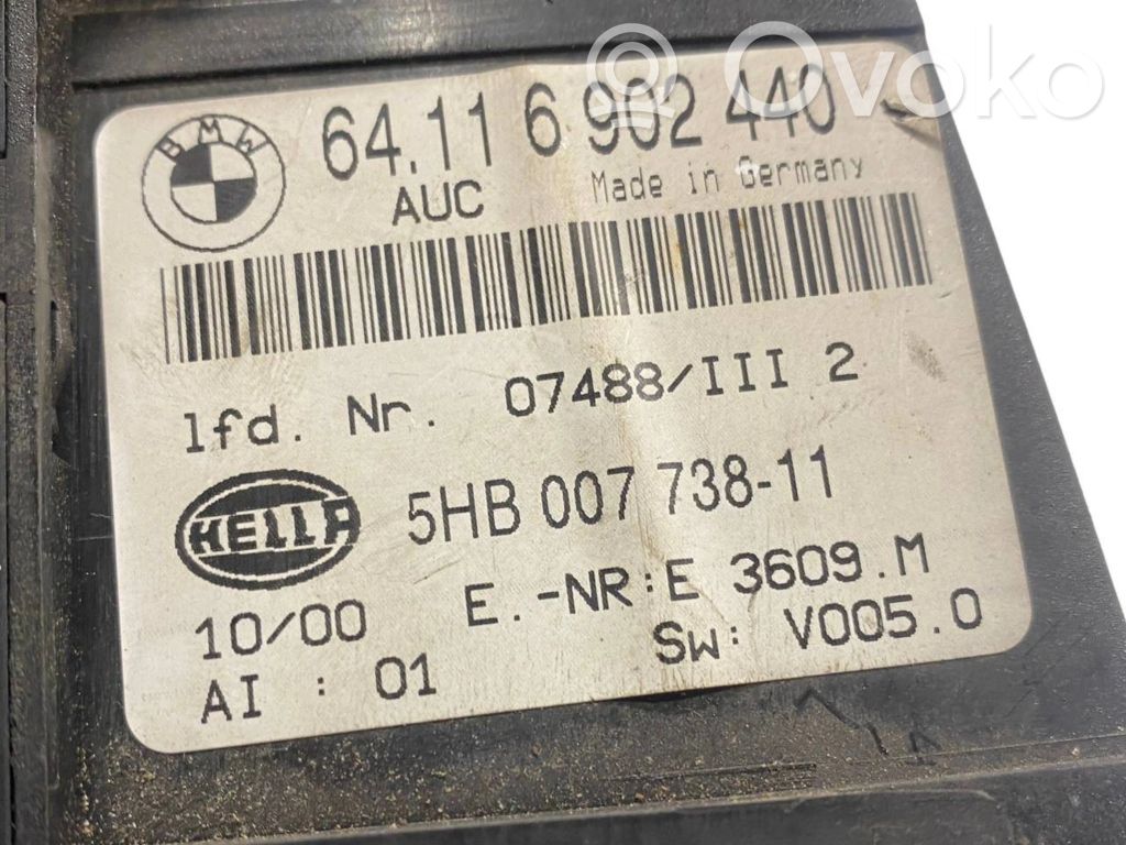 Gaisa kondicioniera / klimata kontroles / salona apsildes vadības bloks (salonā)