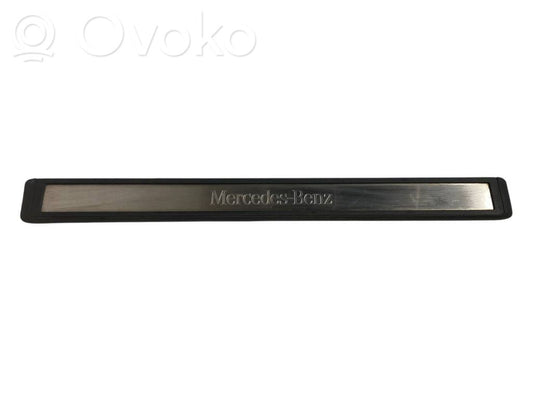 Front sill trim (inner)