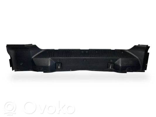 Trunk sill trim
