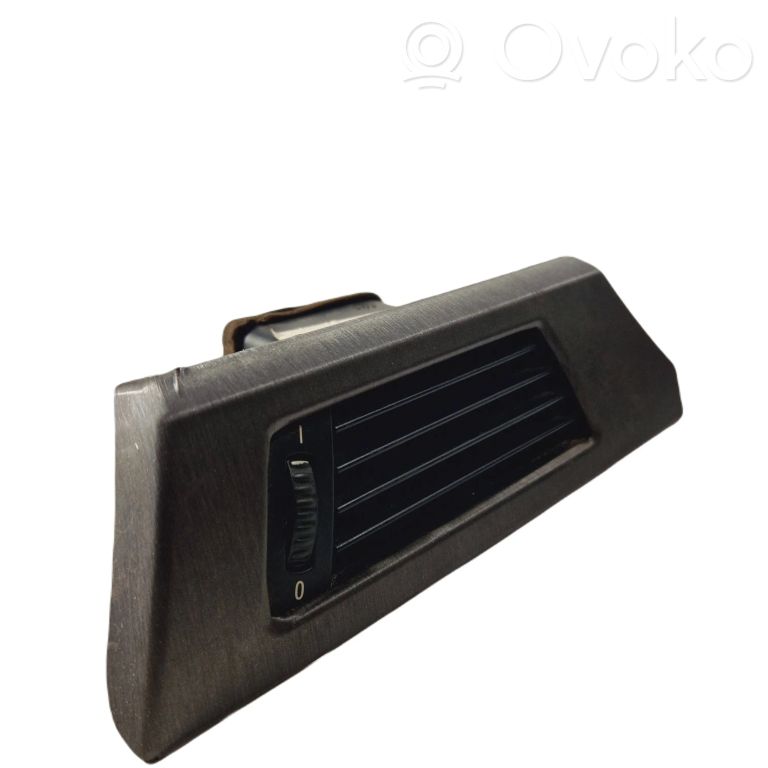 Centrālais gaisa ventilācijas režģis