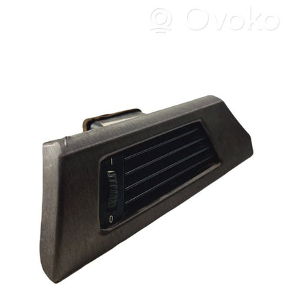 Centrālais gaisa ventilācijas režģis