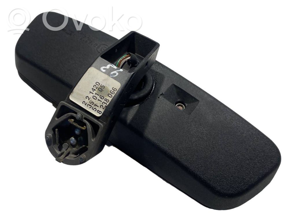 Atpakaļskata spogulis (salonā)