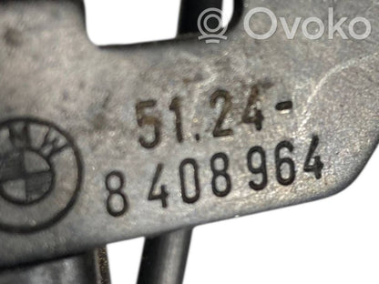 Aizmugurējā pārsega slēdzene