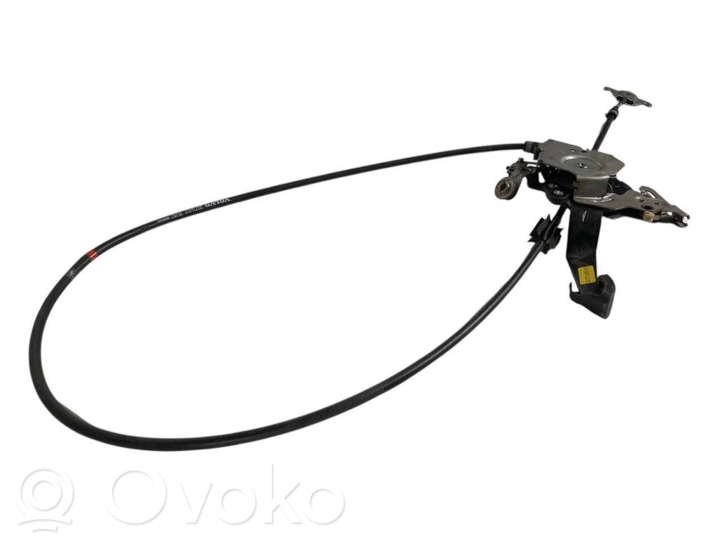 Rokas bremzes mehānisms (salonā)