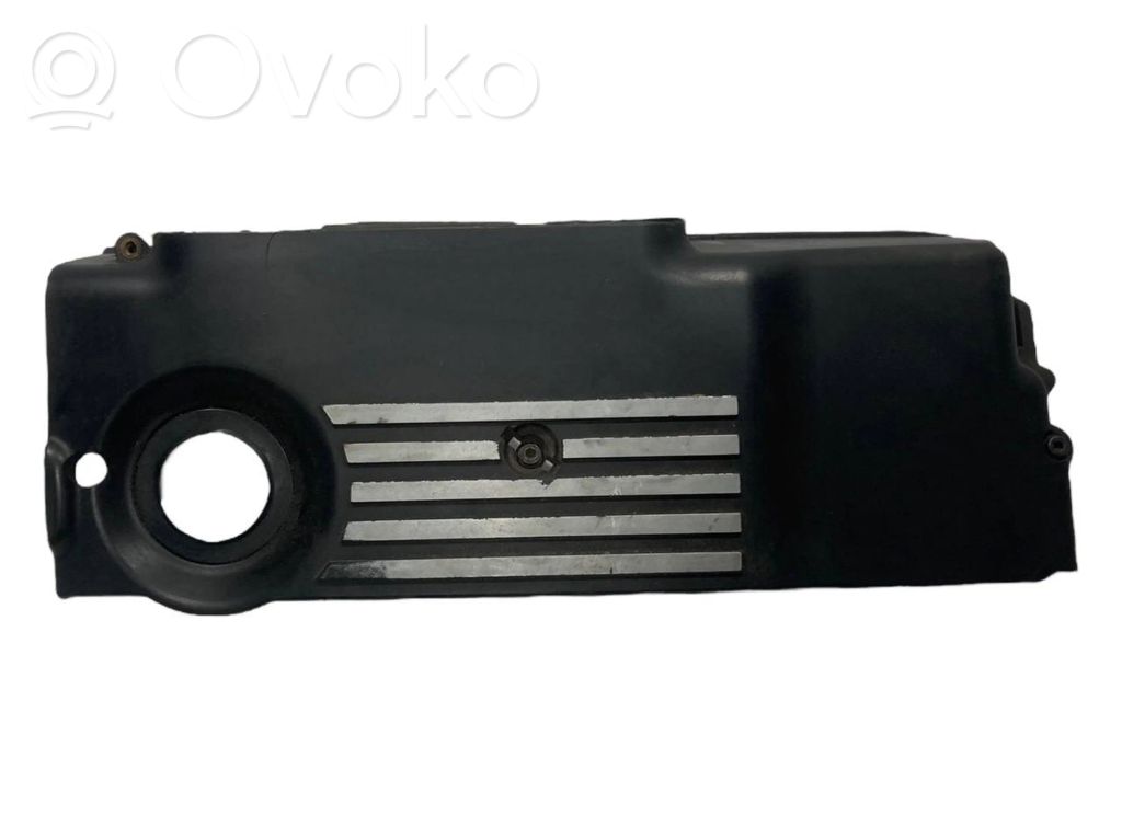 Крышка двигателя (декоративная отделка)