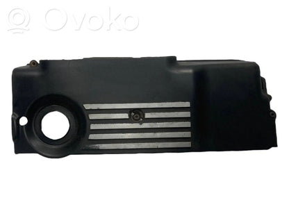 Крышка двигателя (декоративная отделка)