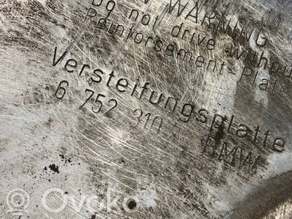 Dzinēja apakšas aizsargs